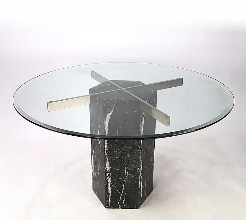  20th Century Decorative Arts |Artedi, c1980’s Black Marble "Nero Marquina” dining table with a round crystal glass top