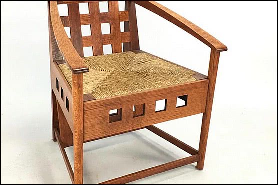 ☑️ 20th Century Decorative Arts |Charles Rennie Mackintosh designed chair Thomas Howarth 