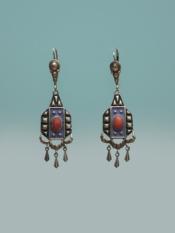  20th Century Decorative Arts | A pair of art deco 830 silver, coral and matt enamel earrings, Germany circa 1920s
