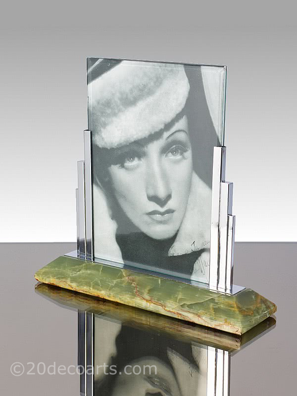  20th Century Decorative Arts |Art Deco photo-frame, the chromed metal mounted on green Brazilian onyx, Germany circa 1930s.