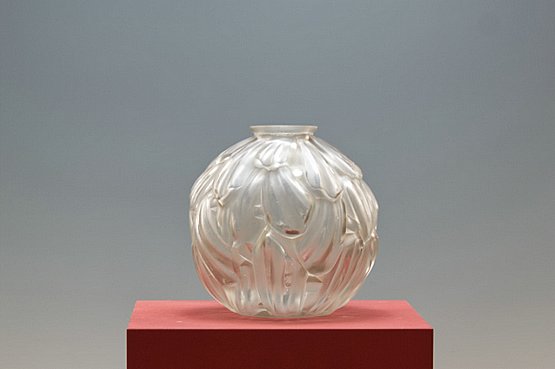 ☑️ art deco glass vase france 1930 carrillo