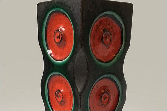 ☑️ 20th Century Decorative Arts |Carstens, Tönnishof, W. Germany.  Fat Lava, Op Art Vase, shape B103-26. 1970